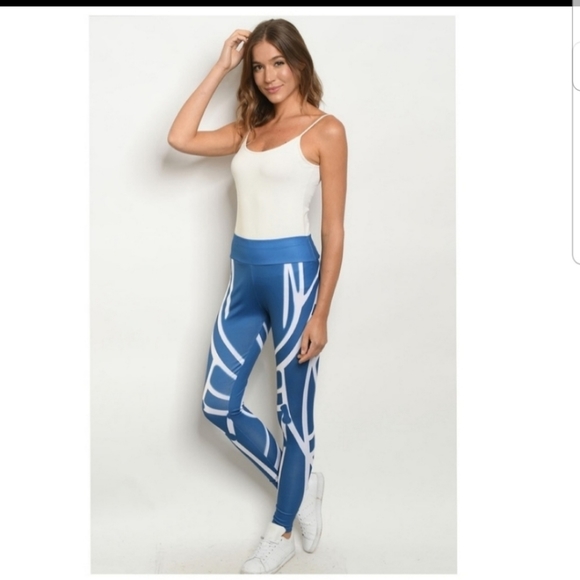 Blue & White Leggings - Picture 2 of 6